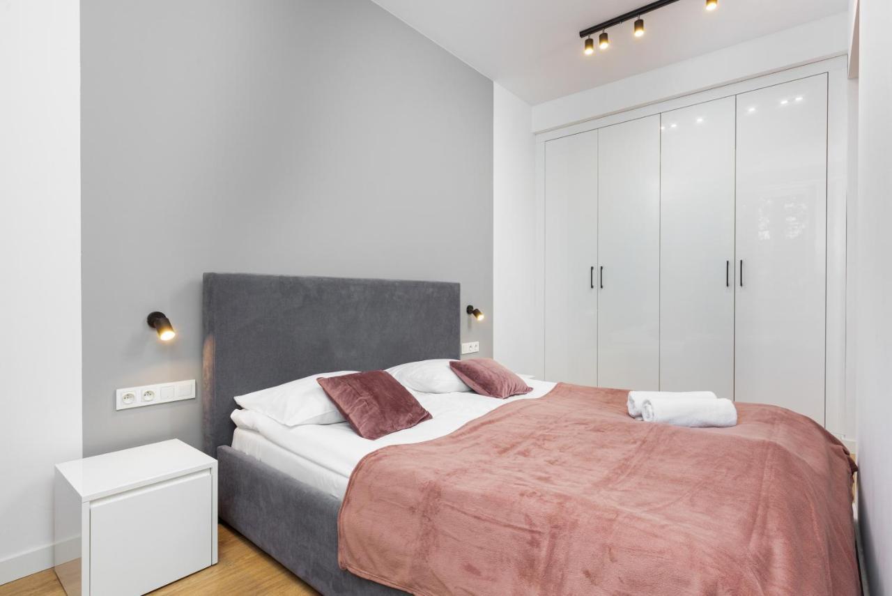 Slawinska Apartment Warsaw Wola By Noclegi Renters Bagian luar foto