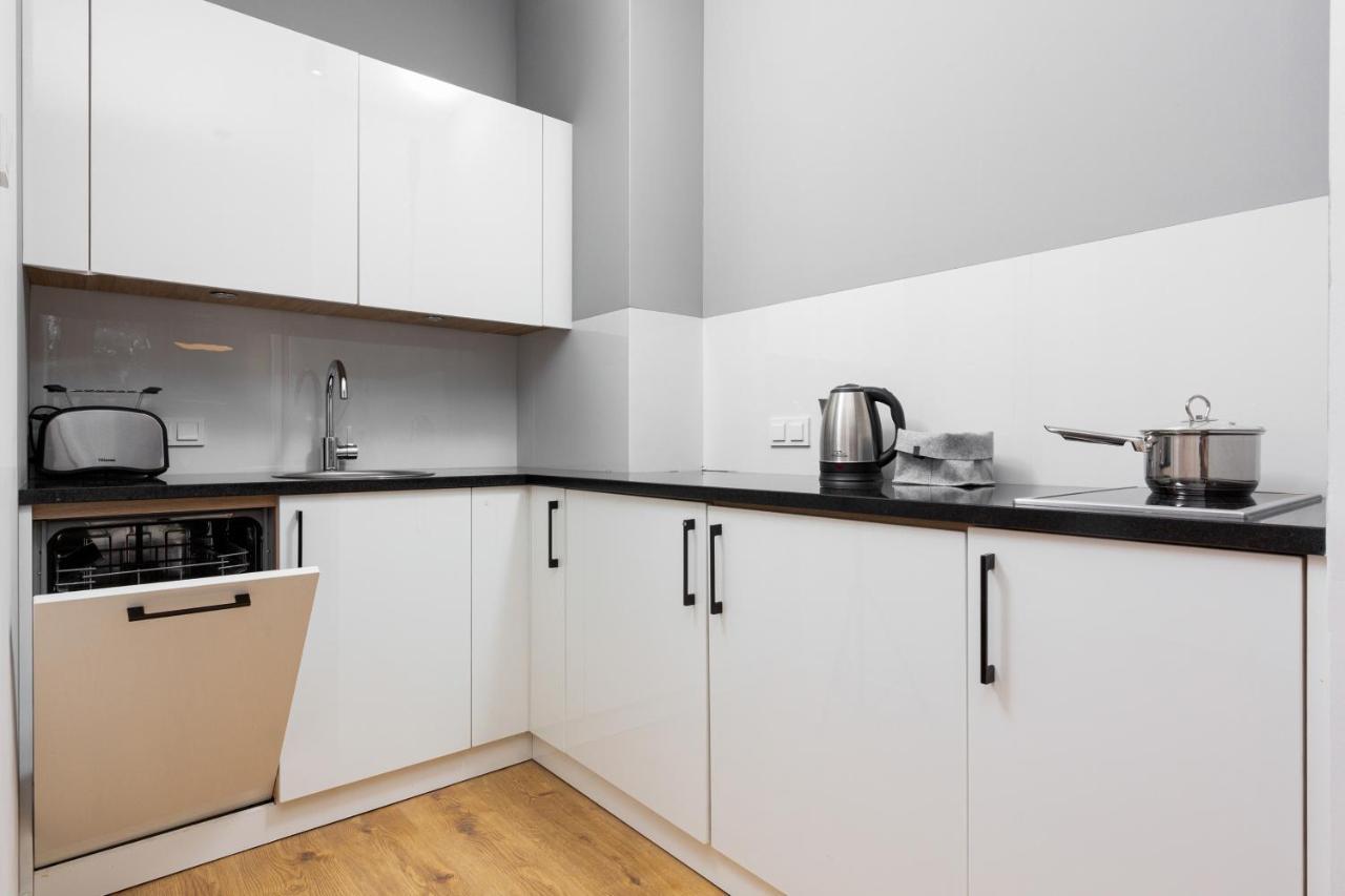 Slawinska Apartment Warsaw Wola By Noclegi Renters Bagian luar foto