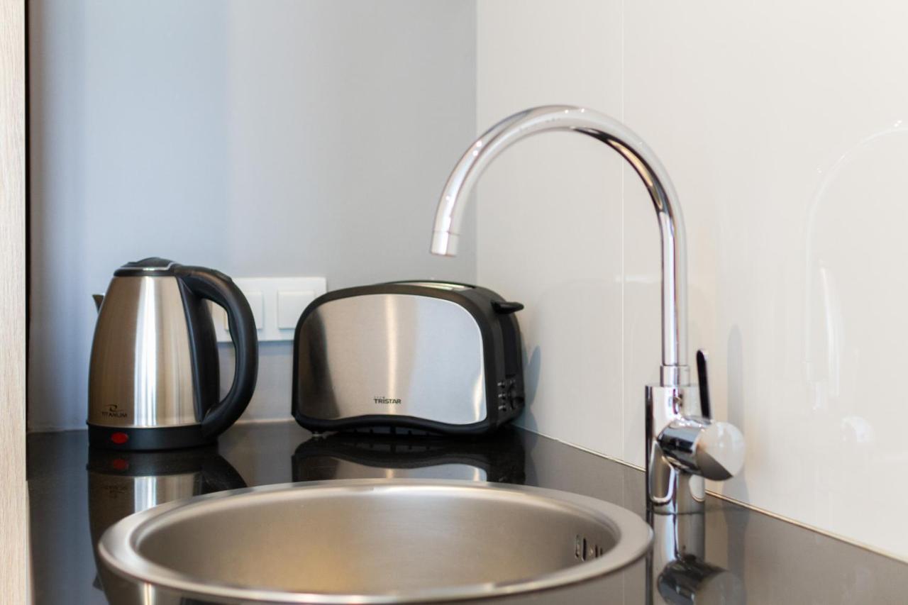 Slawinska Apartment Warsaw Wola By Noclegi Renters Bagian luar foto
